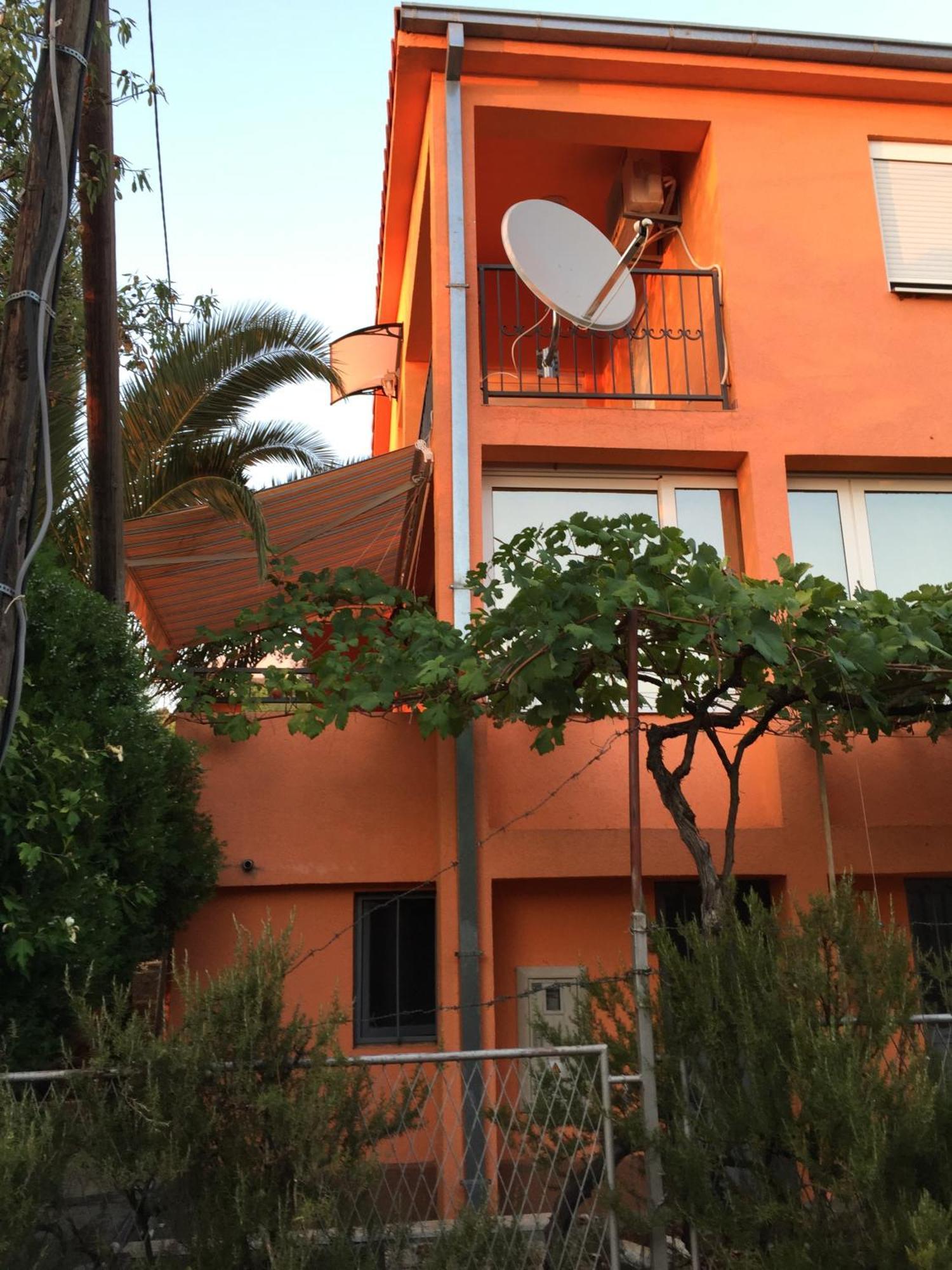 Holiday Home Orange Utjeha Exteriér fotografie